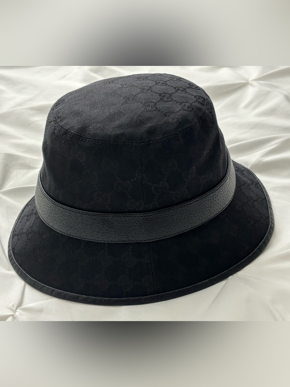 Gucci Black GG Leather-Trim Canvas Bucket Hat w/Gold GG, 58cm, VGUC - Picture 4 of 11